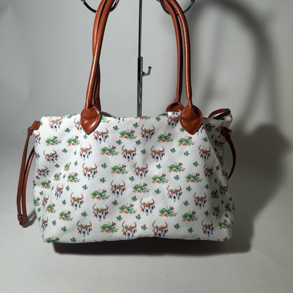 Chic White and Brown Floral Tote with Leather Trim - Picture 1 of 8
